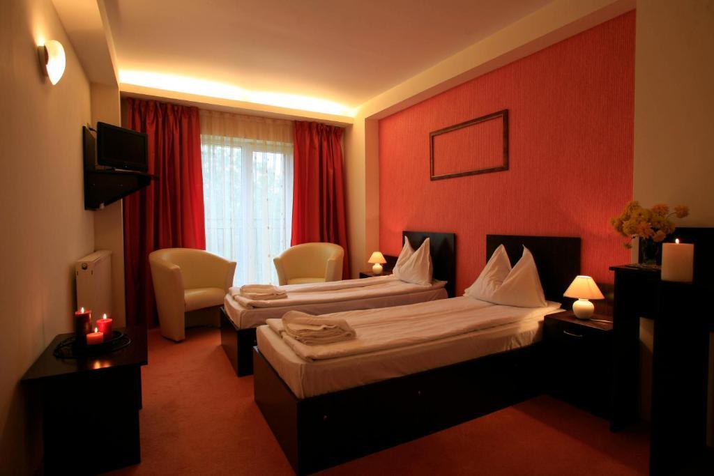 Hotel Art Montana Predeal Phòng bức ảnh
